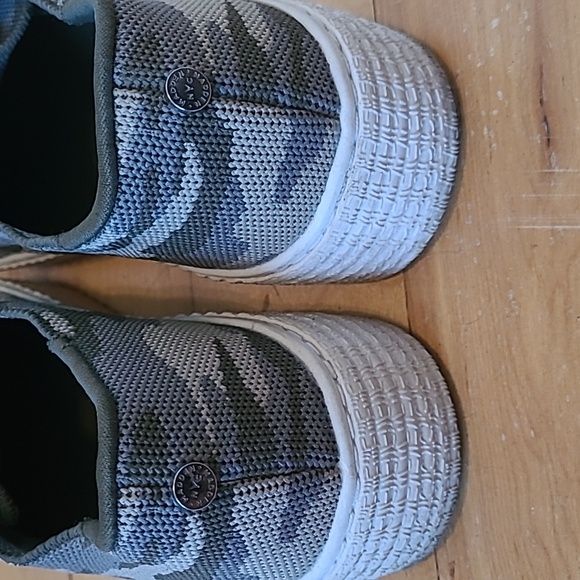 Madden NYC camo slip on platform sneakers size 9 - Picture 5 of 6